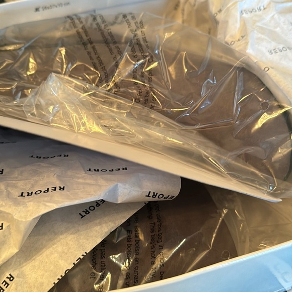 Report Maylee Grey wedge bootie NIB 9 - Picture 2 of 8